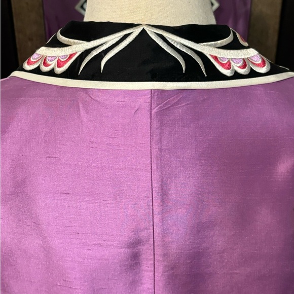 Vintage Bob Mackie Wearable Art Silk Blazer. Size M/L - Picture 6 of 10